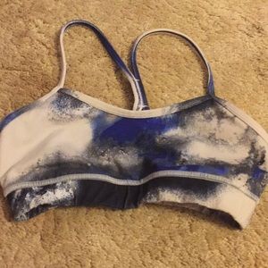 Lululemon sz 4 sports bra